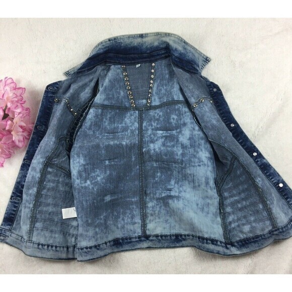 Denim Embellished Vest Women's made in Colombia Size 14 Col / L USA      ‎     4 - Picture 7 of 8